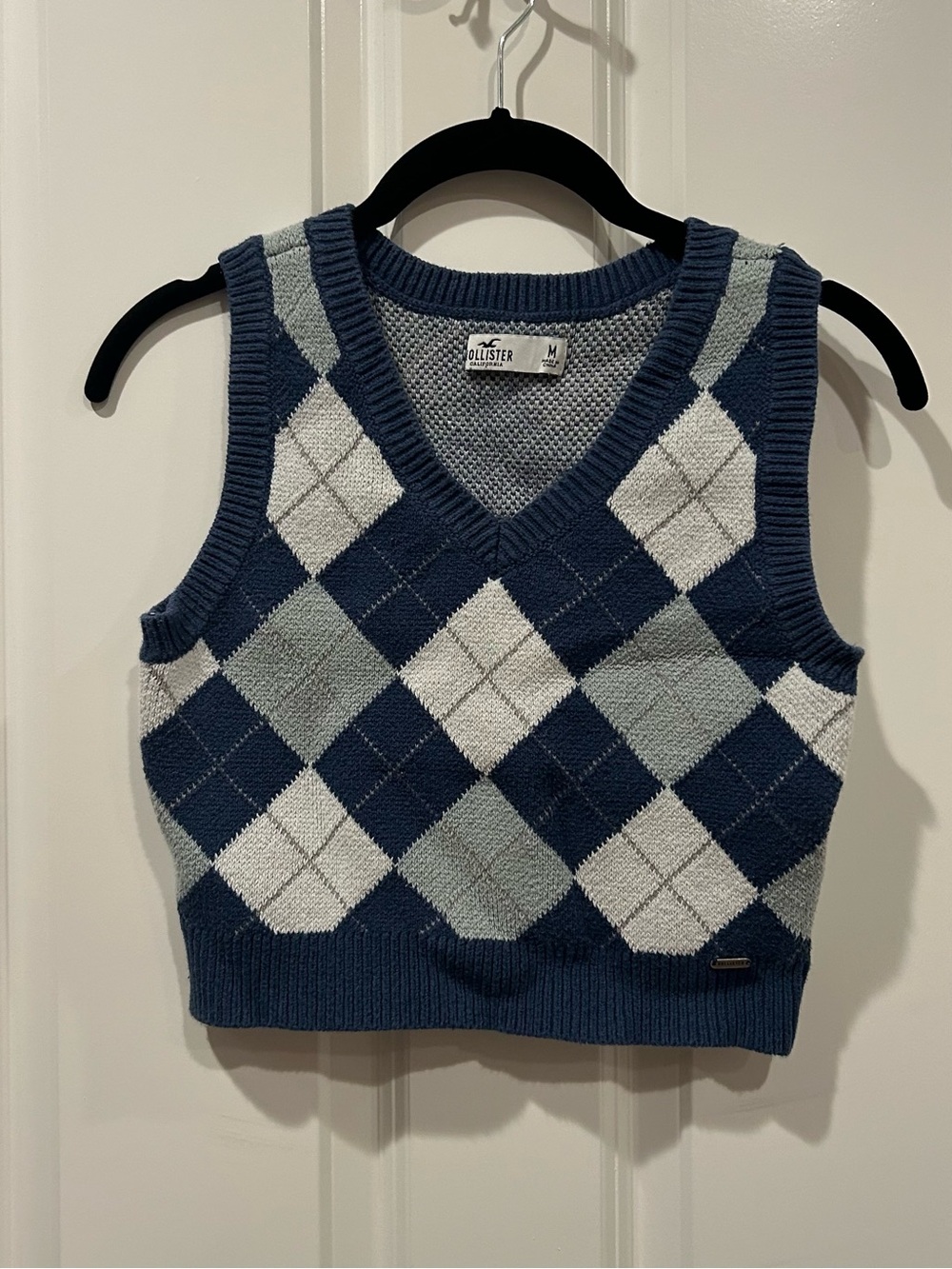 Hollister Navy and Cream Argyle V-Neck Sweater Vest